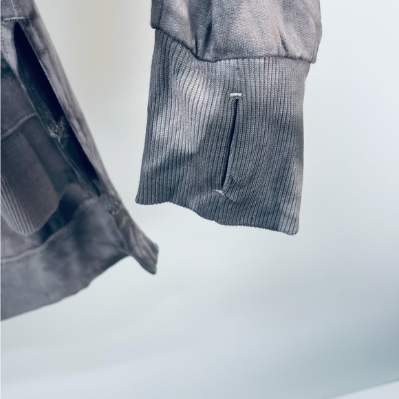 Women’s Joylab Thumb Hole Sweatshirt Tie Dye Iron Tan Gray French Terry ￼Medium - Picture 5 of 11
